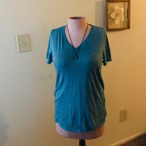 Teal V-Neck Short Sleeve Tee 💙💚💙